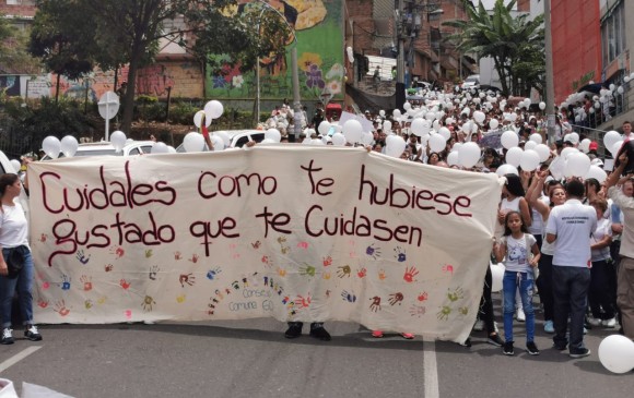 San Cristobal marchó por el asesinato de Marlon Andrés y Sindy Johanna. Fotos: Cortesía. 