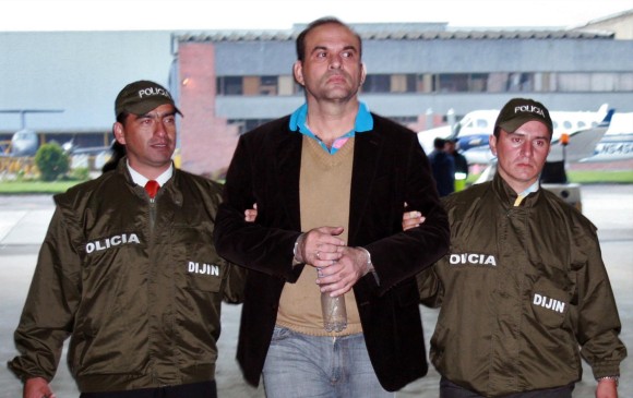 Salvatore Mancuso, exlíder de las Auc, fue extraditado a Estados Unidos en 2008, luego de su desmovilización y sometimiento en 2005, a través de la Ley de Justicia y Paz. FOTO AFP