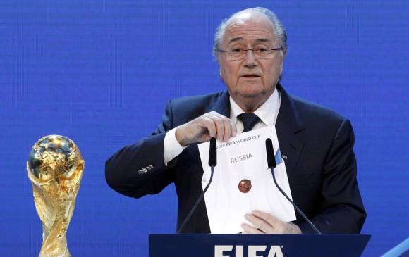 Las investigaciones todavía no involucran al presidente de la Fifa Joseph Blatter. FOTO REUTERS