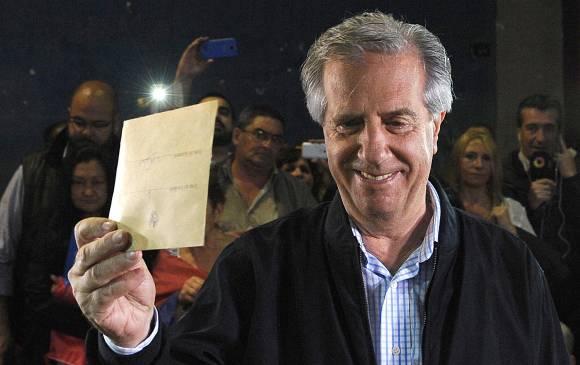 Tabaré Vázquez vuelve a la presidencia de Uruguay con alianza de partidos de izquierda. FOTO afp