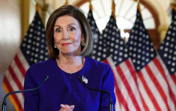 Este martes la presidenta de la Cámara Baja de EE.UU., Nancy Pelosi anunció el inicio de un juicio político, pocas veces usado en ese país (solo dos presidentes se han enfrentado a él), que podría dar con la destitución de Donald Trump como presidente. Foto: Reuters. 