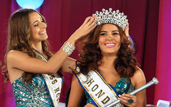 Maria Jose Alvarado fue coronada Miss Honduras World en abril de este año. FOTO AFP