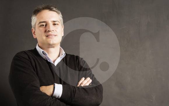 El alcalde de Rionegro, Andrés Julián Rendón, espera lograr una buena venta de la empresa de servicios públicos para obtener recursos y mejorar la calidad del agua. FOTO mario valencia