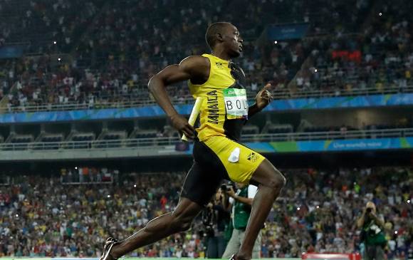 Bolt fue el último en su equipo en afrontar los 100 metros. FOTO AP