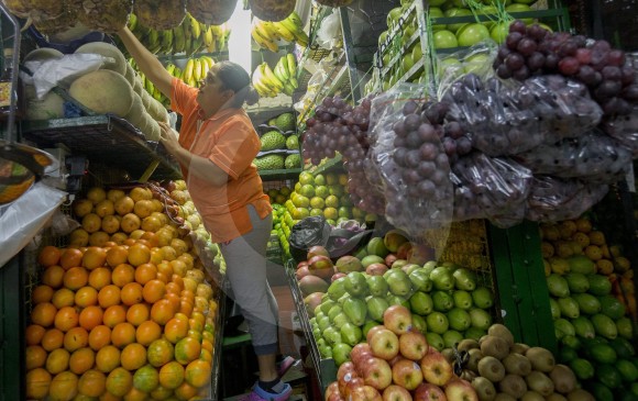 El precio de los alimentos sigue bajando y recorta sus presiones al costo de vida de las familias. FOTO Donaldo Zuluaga.