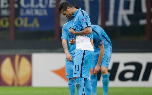 La tristeza de Guarín tras la eliminación del Inter. FOTO ap