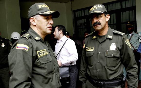 El director de la Policía, general Rodolfo Palomino reportó los resultados en las operaciones. Estuvo acompañado por el comandante de la Policía Metropolitana, general José Acevedo. FOTO DONALDO ZULUAGA