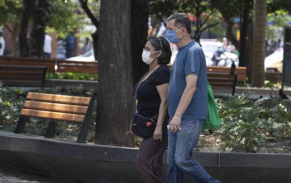 Los científicos que desarrollaron el estudio afirman que en condiciones de verano se creará un entorno en el que la transmisión del virus podría bajar. FOTO EDWIN BUSTAMANTE