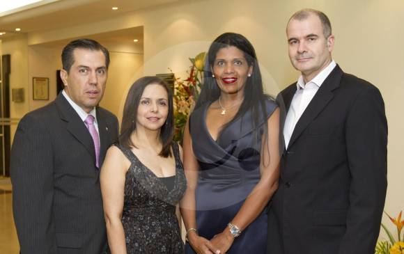 Klaus Peter y su esposa Atrida durante un evento en el Hotel Intercontinental Medellín en 2013. FOTO edwin bustamante