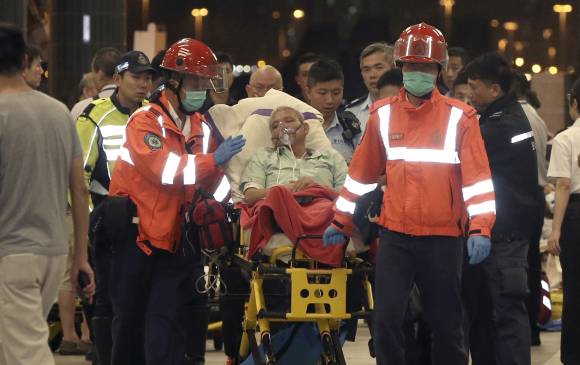 120 de los 174 ocupantes del ferry resultaron heridos. FOTO: Reuters