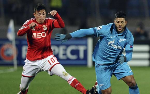 El exjugador del Porto (derecha) llegó a Rusia en 2012 a cambio de 60 millones de euros.