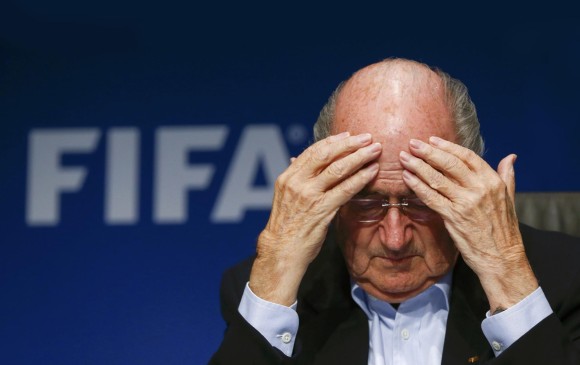 Joseph Blatter dejará su cargo por los recientes escándalos de la Fifa. FOTO ARCHIVO