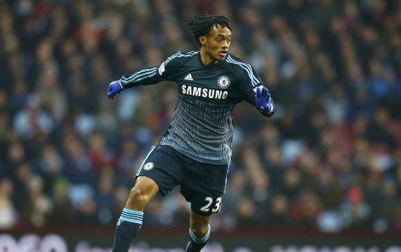 El volante colombiano Juan Guillermo Cuadrado debutó este sábado con el equipo inglés del Chelsea ante el Aston Villa. FOTO REUTERS