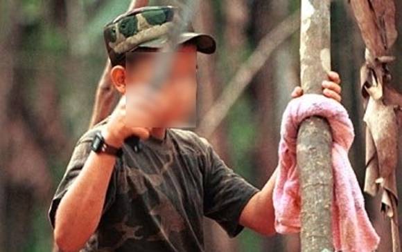 Funcionarios de la Defensoría conocieron el caso de cuatro hermanitos de entre 6 y 15 años que han sido constantemente abordados en el trayecto por personas que los inducen a vincularse al grupo guerrillero. FOTO Colprensa