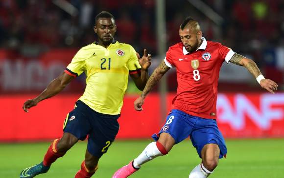 El chocoano sufrió un esguince de tobillo en el partido ante Chile. FOTO AFP