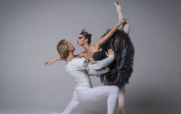 El lago de los cisnes fue compuesto por Piotr Ilich Tchaikovski. El espectáculo del Ballet Real Ruso dura cerca de dos horas. Foto: Cortesía