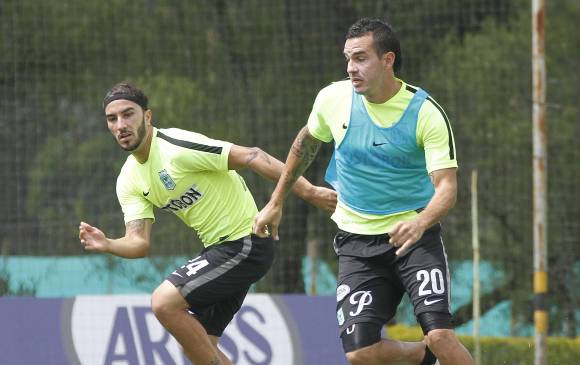 Los futbolistas verdes dicen que llevar el dispositivo no les causa molestia. FOTO Robinson Sáenz Vargas 