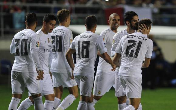 Al serles concedida la suspensión cautelar, ambos clubes podrán fichar en verano si no hay antes una resolución definitiva. FOTO AFP