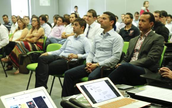 Los emprendedores paisas estuvieron atentos a las recomendaciones para ampliar sus mercados. FOTO Edwin Bustamante