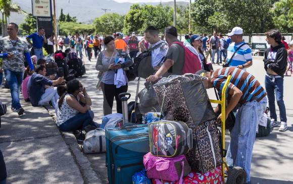 En Medellín, los venezolanos sólo pueden acceder a arriendos cuando tienen PEP o pasaporte. Los demás toman habitaciones o apartamentos alquilados por compatriotas. FOTO julio césar herrera