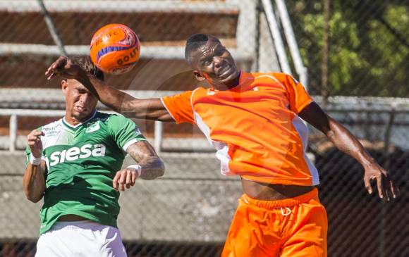 Joseph Cox es un futbolista en formación y así lo entiende el técnico Ismael Rescalvo, quien destaca que es muy receptivo. Se mueve en todo el frente de ataque y se asocia. FOTO Julio César Herrera 