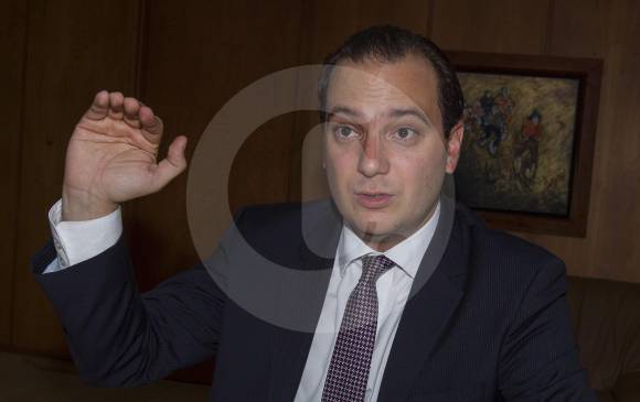 El nuevo superintendente llegó al cargo hace dos meses y aseguró que su meta es fortalecer la capacidad investigativa de la entidad y no ser solo un repositorio de quejas . FOTO Jaime Pérez.