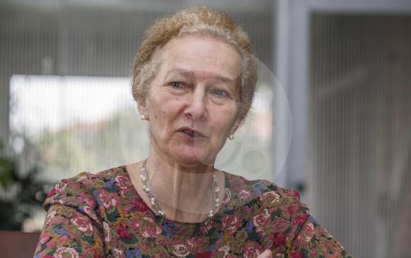 La polarizacion del país es un asunto que le preocupa a Vera Grabe, porque deberían estar construyéndose caminos para la reconciliación, y no se ven. FOTO Julio César Herrera