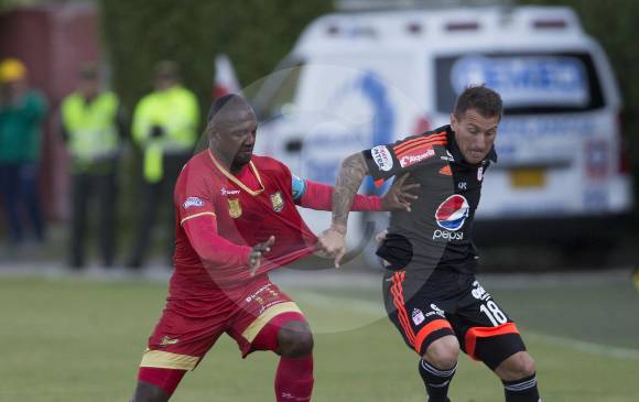 Felipe Chará y Darío Bottinelli serían titulares con sus equipos, esta noche, en el Alberto Grisales. FOTO edwin Bustamante