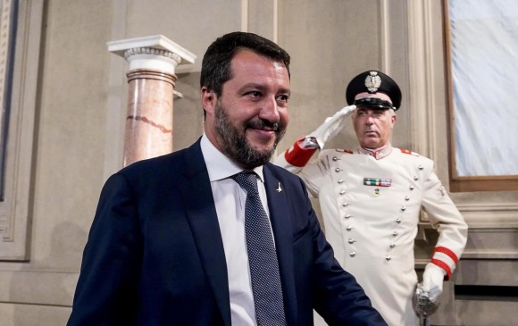 Matteo Salvini consiguió llegar al Parlamento Europeo cuando tenía 30 años. Luego pasó a cargos en Italia. FOTO EFE