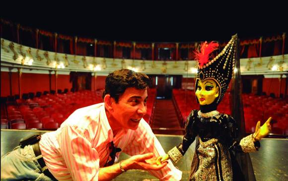 Montó funciones como Peter Pan y la Cenicienta con marionetas. FOTO cortesía fundación jaime manzur