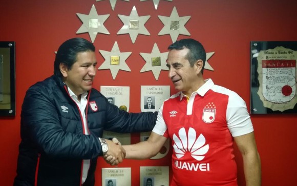 Este es el uruguayo, Guillermo Sanguinetti, nuevo técnico de los cardenales. TOMADA DE @SANTA FE