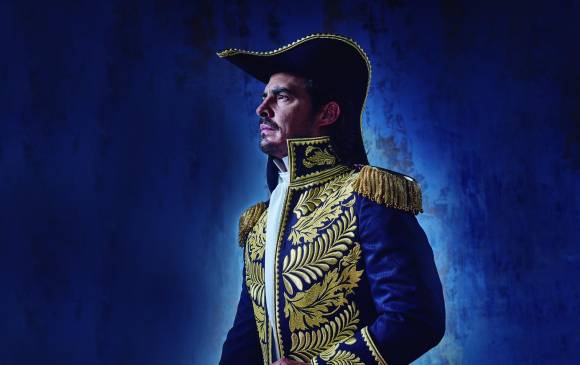 Luis Gerónimo Abreu tiene 47 años y debuto en las telenovelas a los 15. Personifica a Simón Bolívar en la etapa adulta, en la serie televisiva. FOTO Cortesía Caracol TV