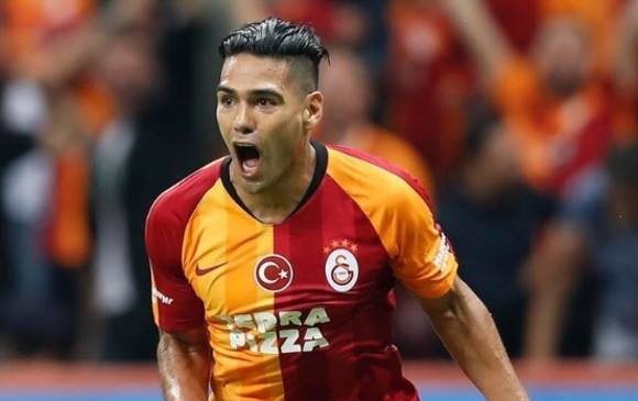 Falcao García anotó su quinto gol de la temporada con el equipo de Turquía. Vive un gran momento. FOTO TWITTER GALATASARAY
