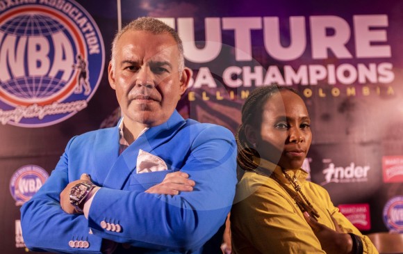 Gilberto Mendoza Presidente Asociación Mundial de Boxeo, Ingrit Valencia Medallista de bronce en Río-2016. FOTO CAMILO SUÁREZ
