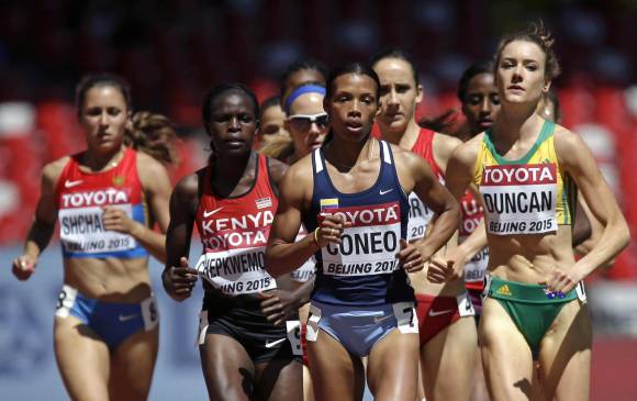 Coneo no para de impresionar esta temporada. Batió, por tercera vez, el récord nacional de 1.500 metros. FOTO AP.