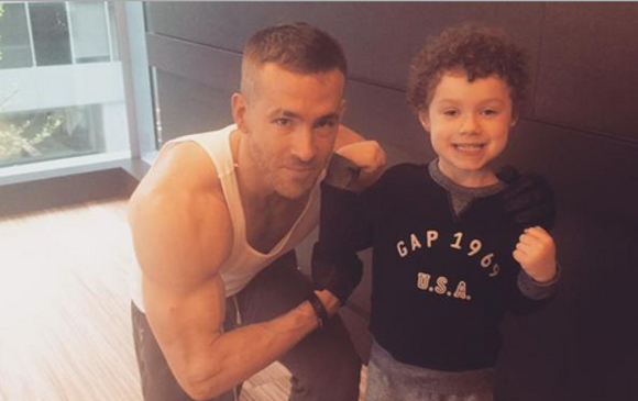 FOTO Twitter / @VancityReynolds