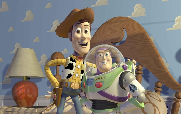 Woody y Buzz Lightyear continúan con sus aventuras en Toy Story 4. FOTO Archivo