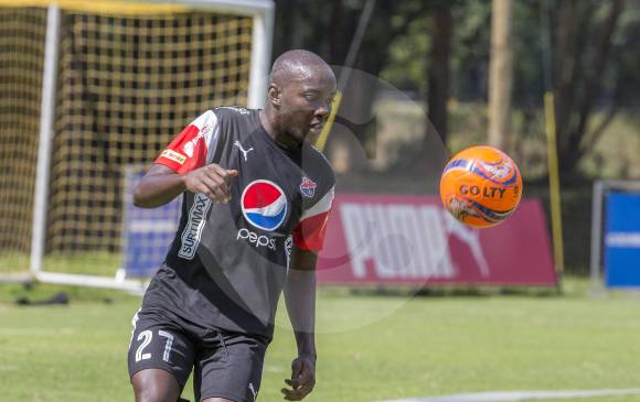 Elacio Córdoba llegó al DIM en 2015 por solicitud de Leonel Álvarez. Las lesiones le quitaron continuidad. FOTO Juan a. Sánchez