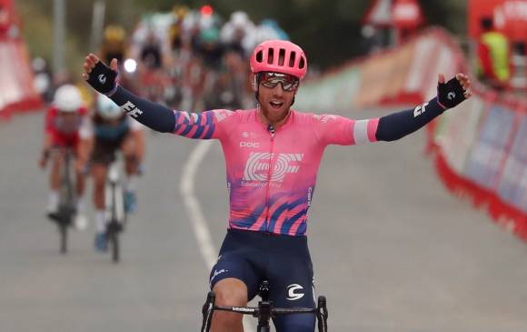 Michael Woods, ganador de la etapa de ayer en la Vuelta a España, correrá la próxima temporada con el Israel Start-Up Nation, equipo que también integrará Chris Froome. FOTO EFE