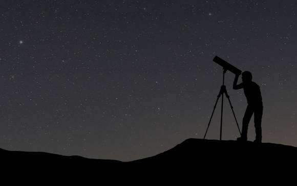 Imágenes del espacio profundo y otras que muestranla belleza de la noche. FOTOS SSTOCK Y P. Escobar