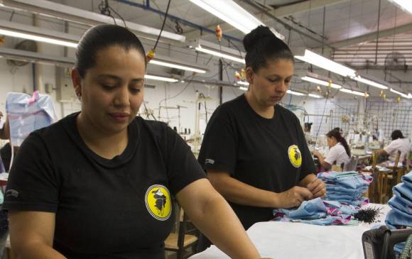 La creación de empresas de manufactura registró el tercer lugar con 22.272 registros en Colombia. Crédito: Donaldo Zuluaga