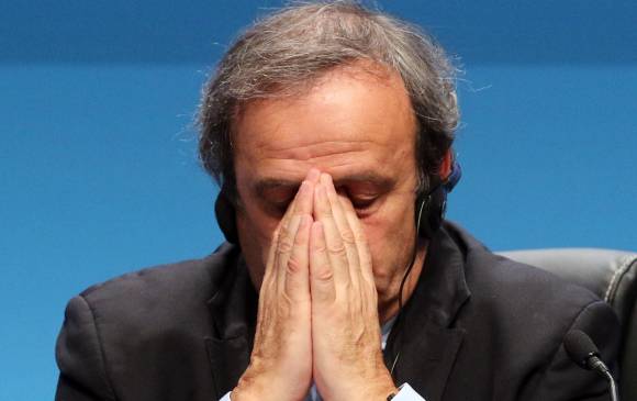 Michel Platini, sancionado, pero con aspiraciones. FOTO AP 