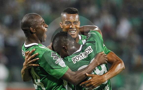 Nacional ganó 2 -0 en su primer partido de la Libertadores ante Huracán de Argentina, es líder del grupo con 6 puntos. FOTO Jaime Pérez