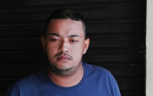 Horacio Rivera Torres, retenido por la tropa. FOTO CORTESÍA.
