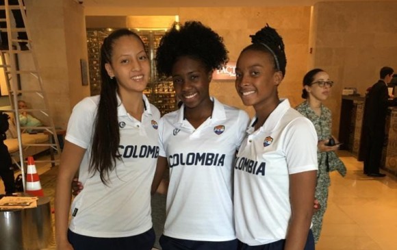 Susana Yepes, Lorena Hurtado y Dahiana Murillo, las tres jugadoras del departamento que aportaron en el título de Colombia en el Sudamericano sub-17 en Barranquilla. FOTO Cortesía LAB