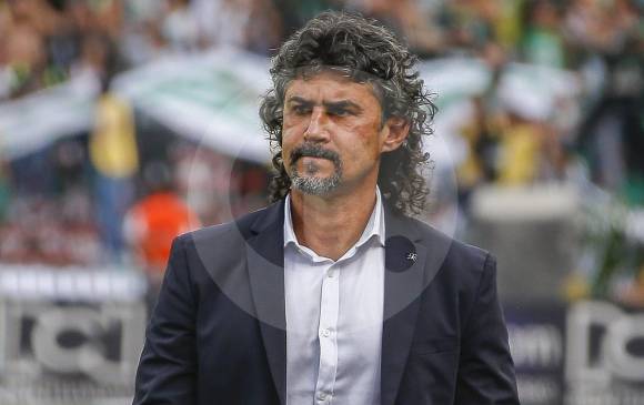 Leonel Álvarez vive su primera experiencia en el fútbol internacional. FOTO ROBINSON SÁENZ
