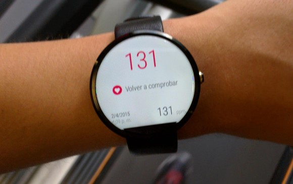 Probamos el primer reloj inteligente de Poco: este smartwatch