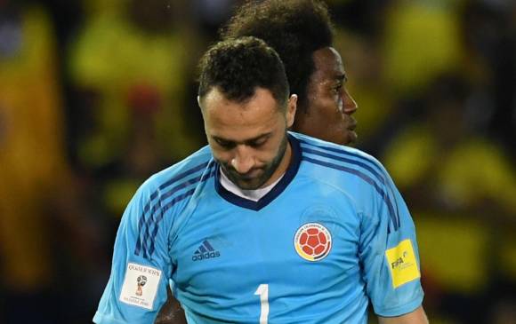 El portero David Ospina, héroe en otros partidos, no tuvo su mejor actuación anoche en el estadio Metropolitano. FOTO AFP
