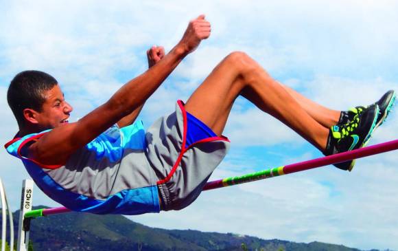 El paisa Carlos David Castrillón fue segundo en el salto alto con una marca de 1.87. FOTO juan antonio sánchez