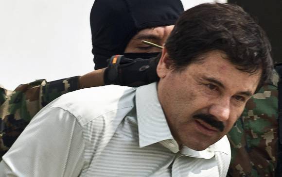 México extraditó este jueves al narcotraficante Joaquín “El Chapo” Guzmán Loera a Estados Unidos, donde es requerido por dos cortes federales, informó la cancillería mexicana. FOTO Archivo AFP